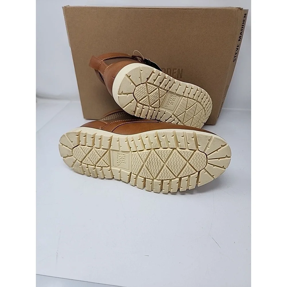 Steve Madden Men's‎ Bleeker Boot Size 8 Cognac
